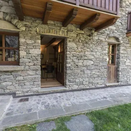 Derby Village Апартаменты *