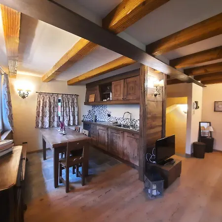 Derby Village Apartamento Villaret