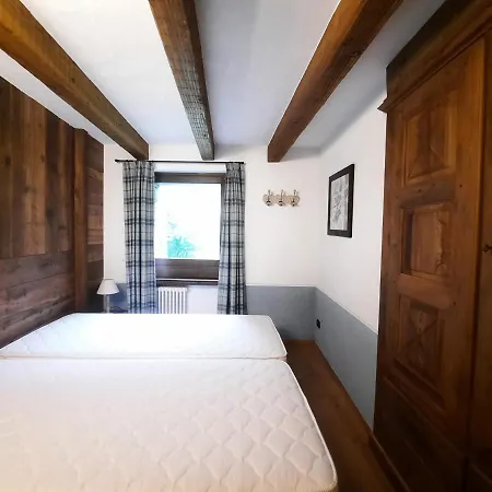 Derby Village * Villaret