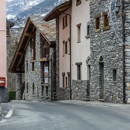 Derby Village Апартаменты