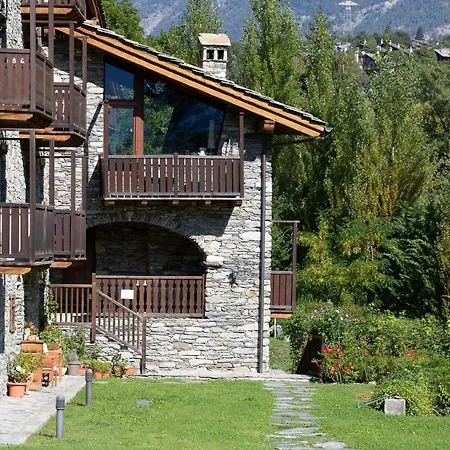 Derby Village Апартаменты Villaret