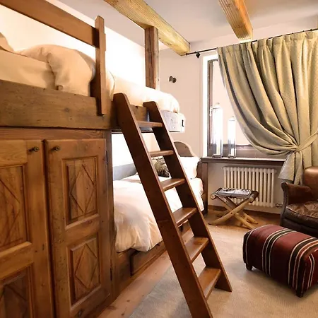 Апартаменты Derby Village Villaret