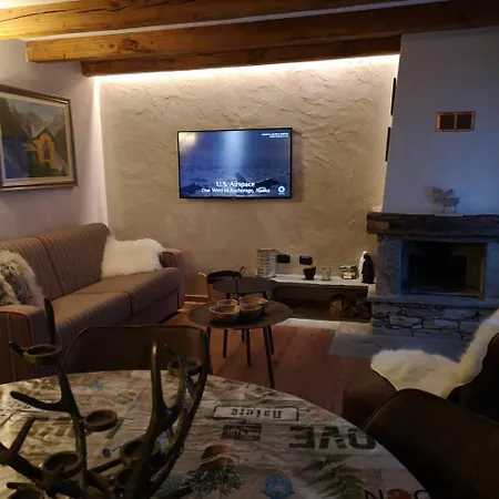 Derby Village * Villaret