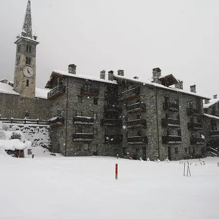 Derby Village Apartamento Villaret